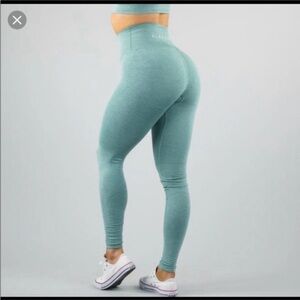 Alphalete Leggings Compressing and Contouring Size small Revival Jade